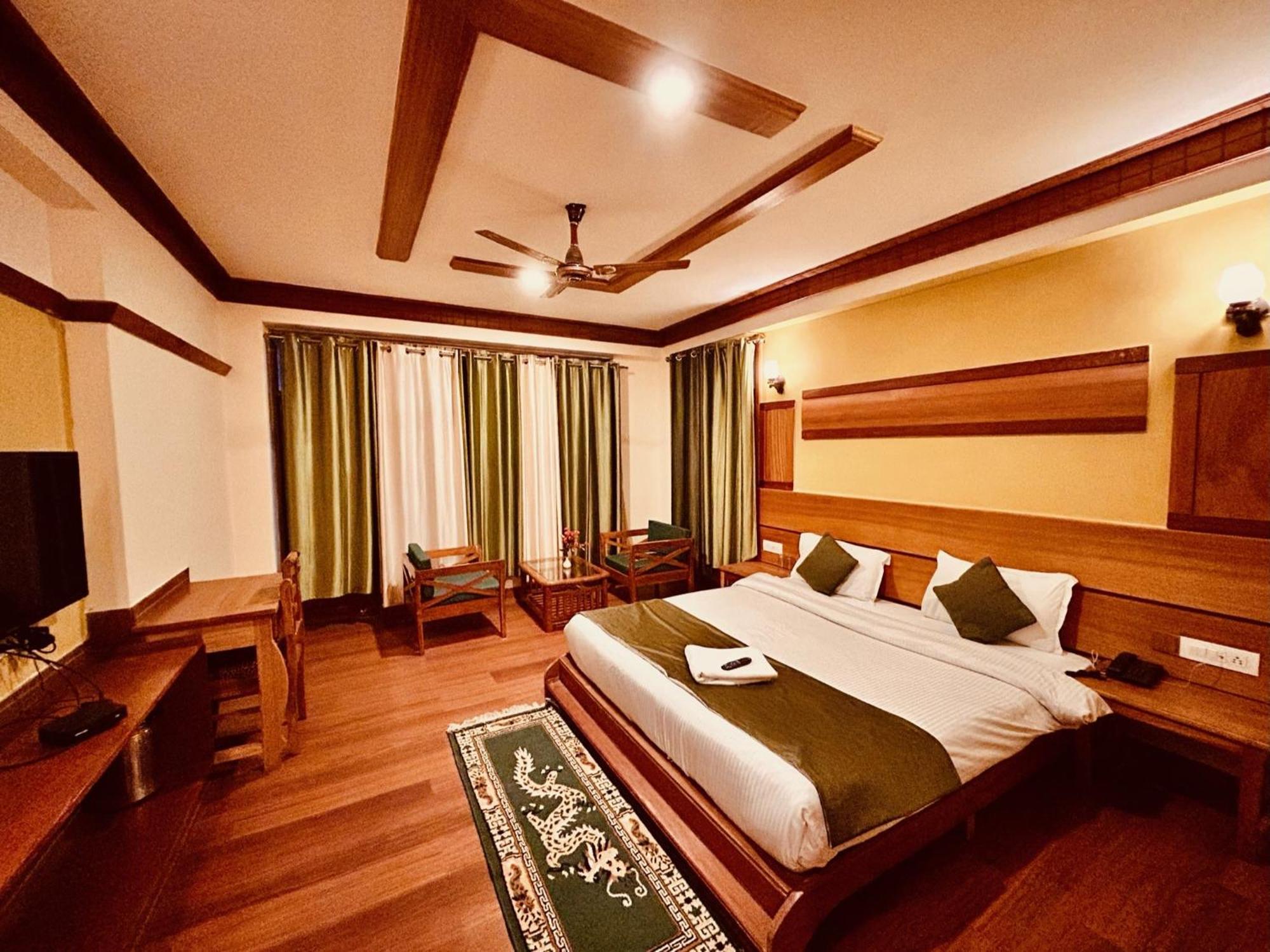Tanglewood Villa Manāli Esterno foto