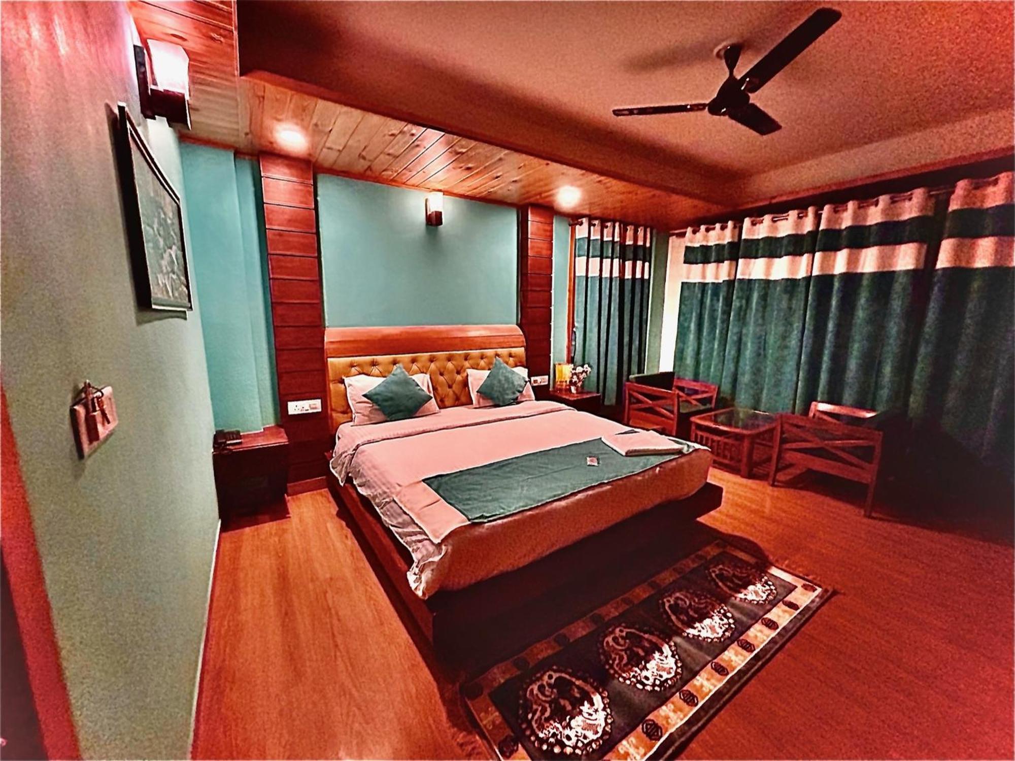 Tanglewood Villa Manāli Esterno foto
